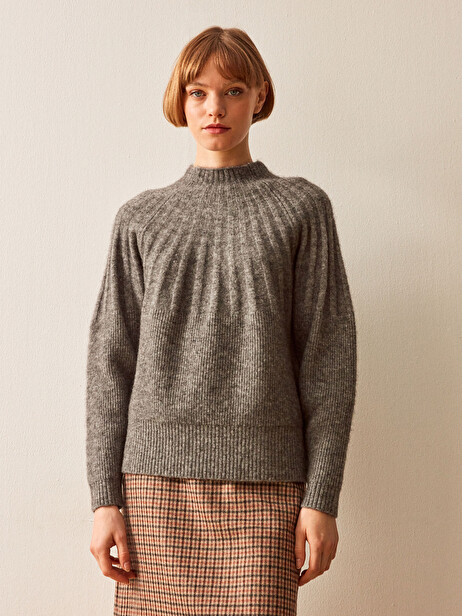 PULL ICONE  Charbon , Prêt-à-porter Bensimon