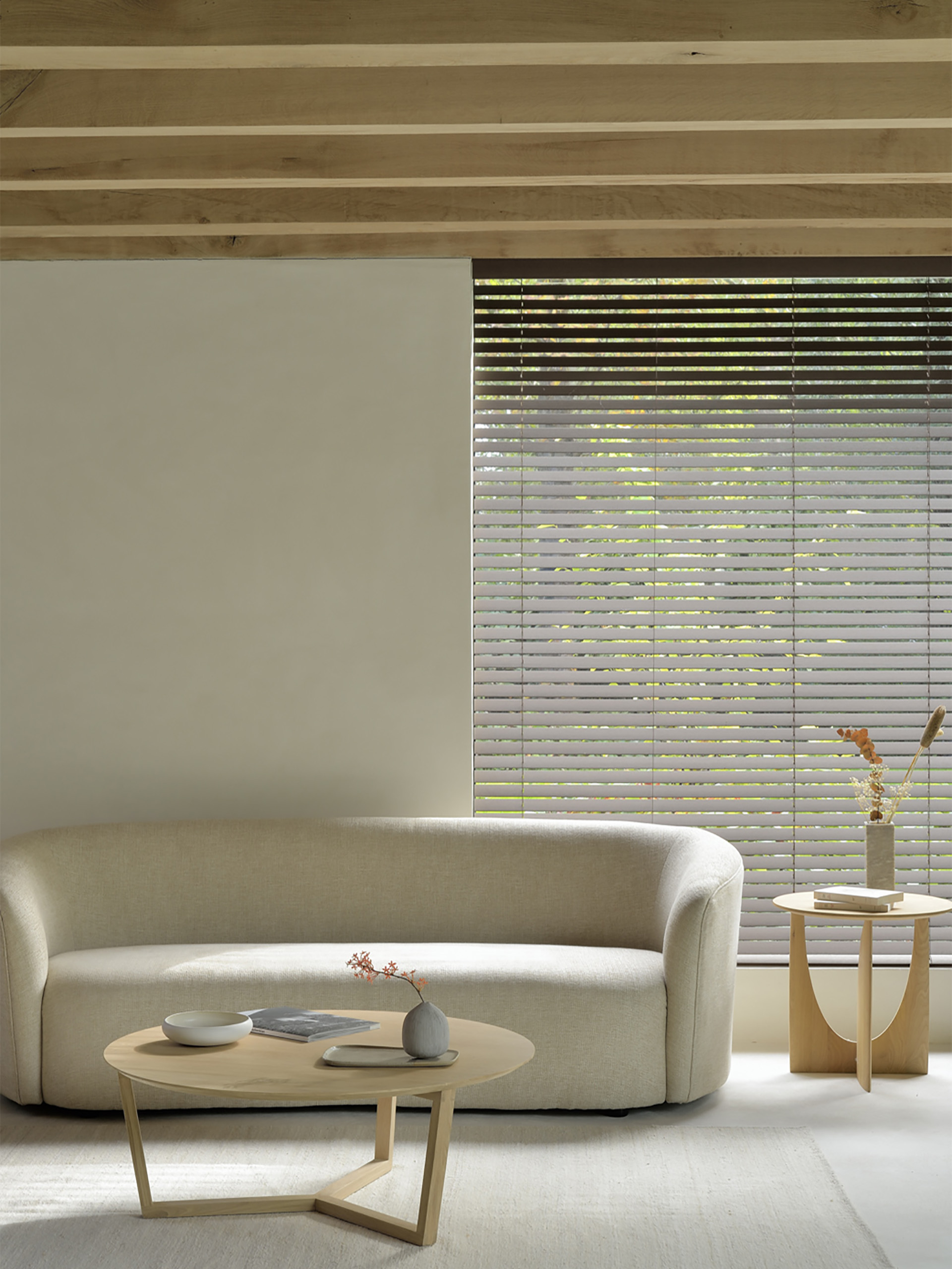 TABLE BASSE TRIPOD - ETHNICRAFT Chene clair , Maison Bensimon