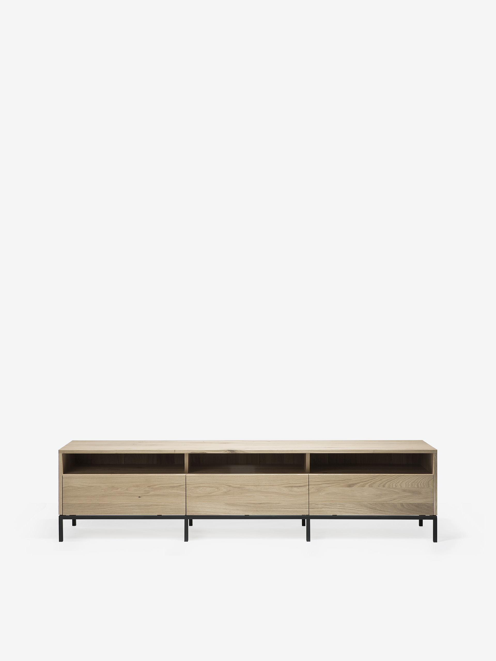 MEUBLE TV LIGNA - ETHNICRAFT Chene clair , Maison Bensimon