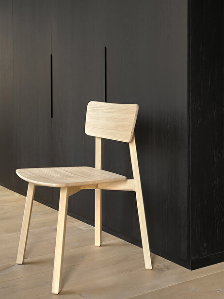CHAISE CASALE EN CHENE  - ETHNICRAFT  Chene clair , Maison Bensimon