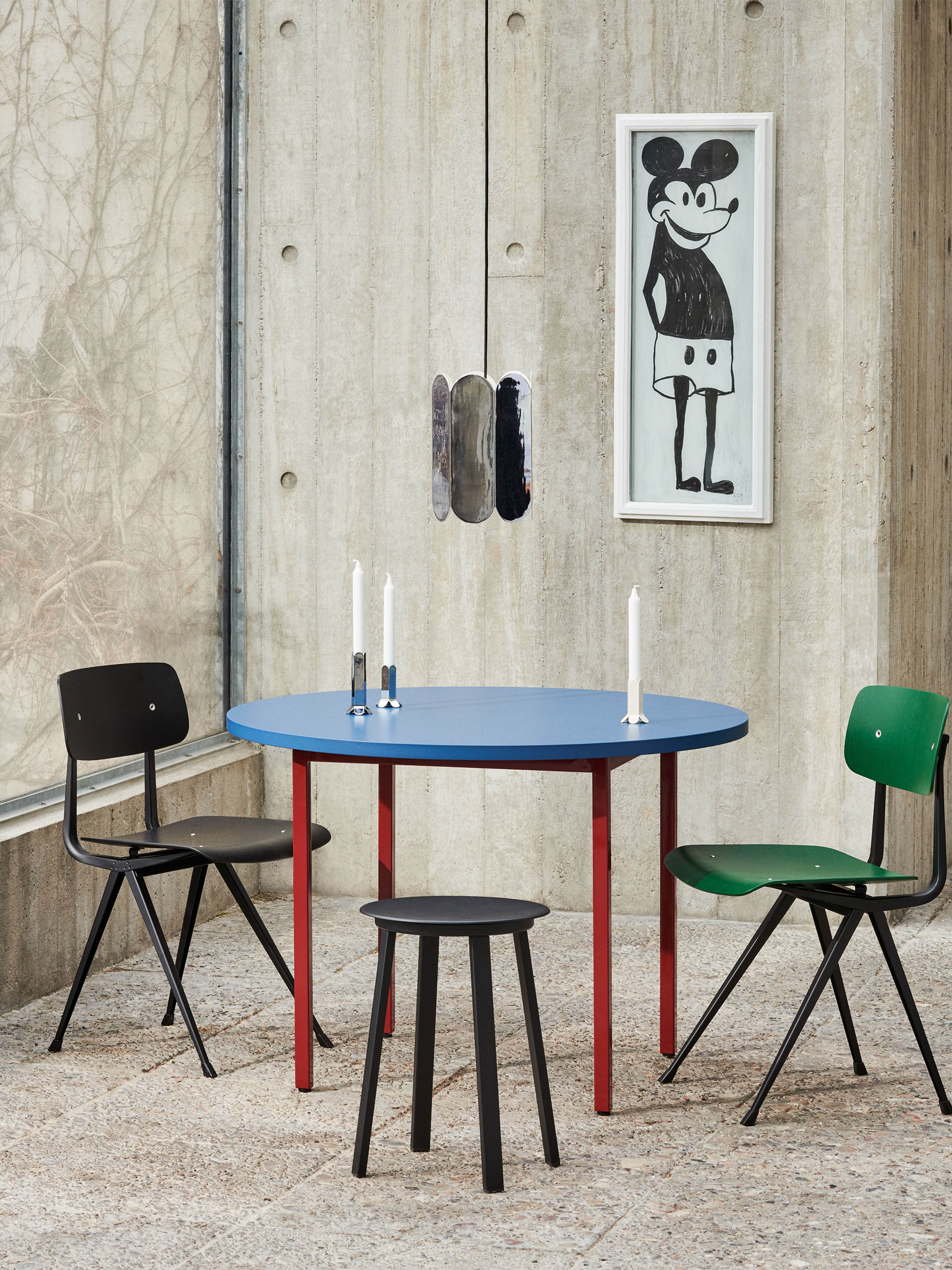 TABLE RONDE TWO-COLOUR MULLER VAN SEVEREN BLEU PIED BORDEAUX D105CM - HAY Bleu , Maison Bensimon