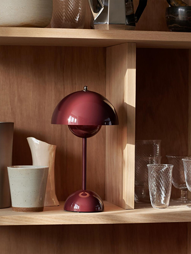 LAMPE DE TABLE SANS FIL RECHARGEABLE FLOWERPOT VP9 PRUNE - &TRADITION  Prune , Maison Bensimon
