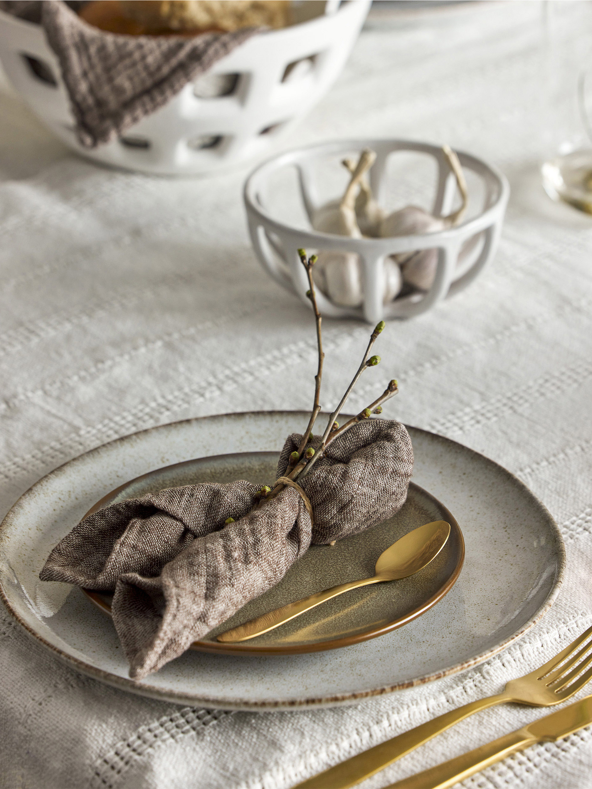 GRANDE ASSIETTE RAW GRES NATUREL - BLOO... Naturel , Maison Bensimon