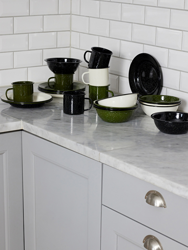 MUG METAL EMAIL VERT - SAGAFORM Vert , Maison Bensimon