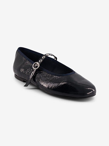 BABIES CUIR VERNIS FROISSE  Ocean , Archives Bensimon