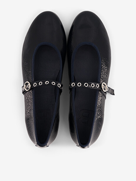 BABIES CUIR VERNIS FROISSE  Ocean , Archives Bensimon