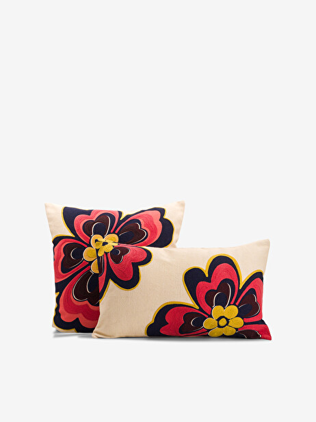 COUSSIN FLOWER 30x50 ECRU  Ecru , Maison Bensimon