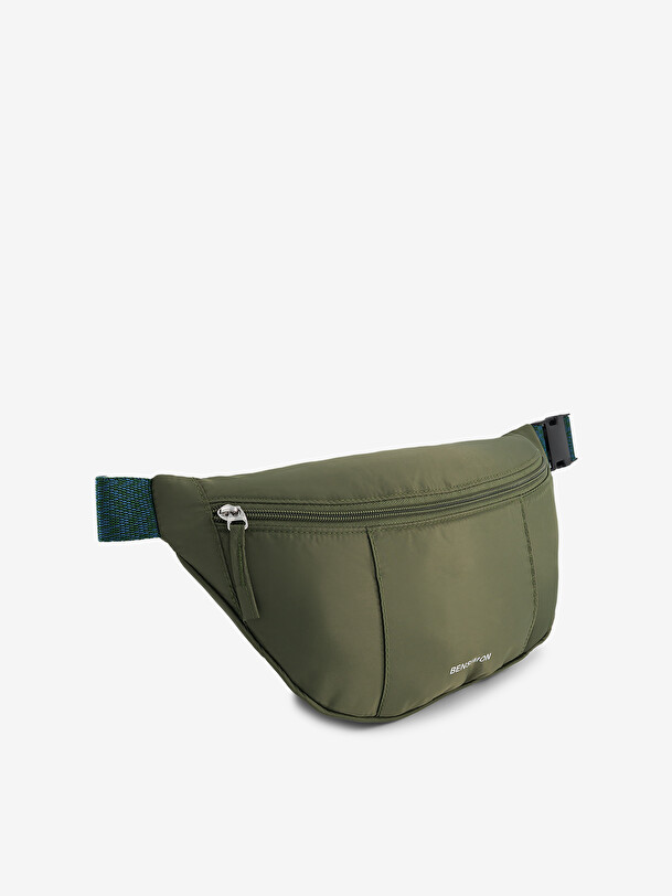 BANANA BAG  Militaire , Sacs & Bagages Bensimon