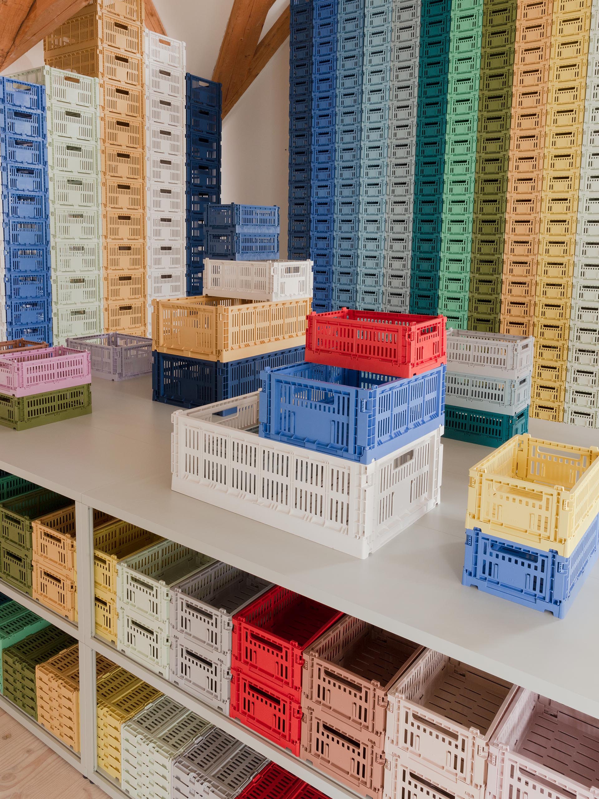 PANIER COLOUR CRATE S POLYPROPYLENE RECYCLE BLEU CIEL - Hay  Ciel , Maison Bensimon