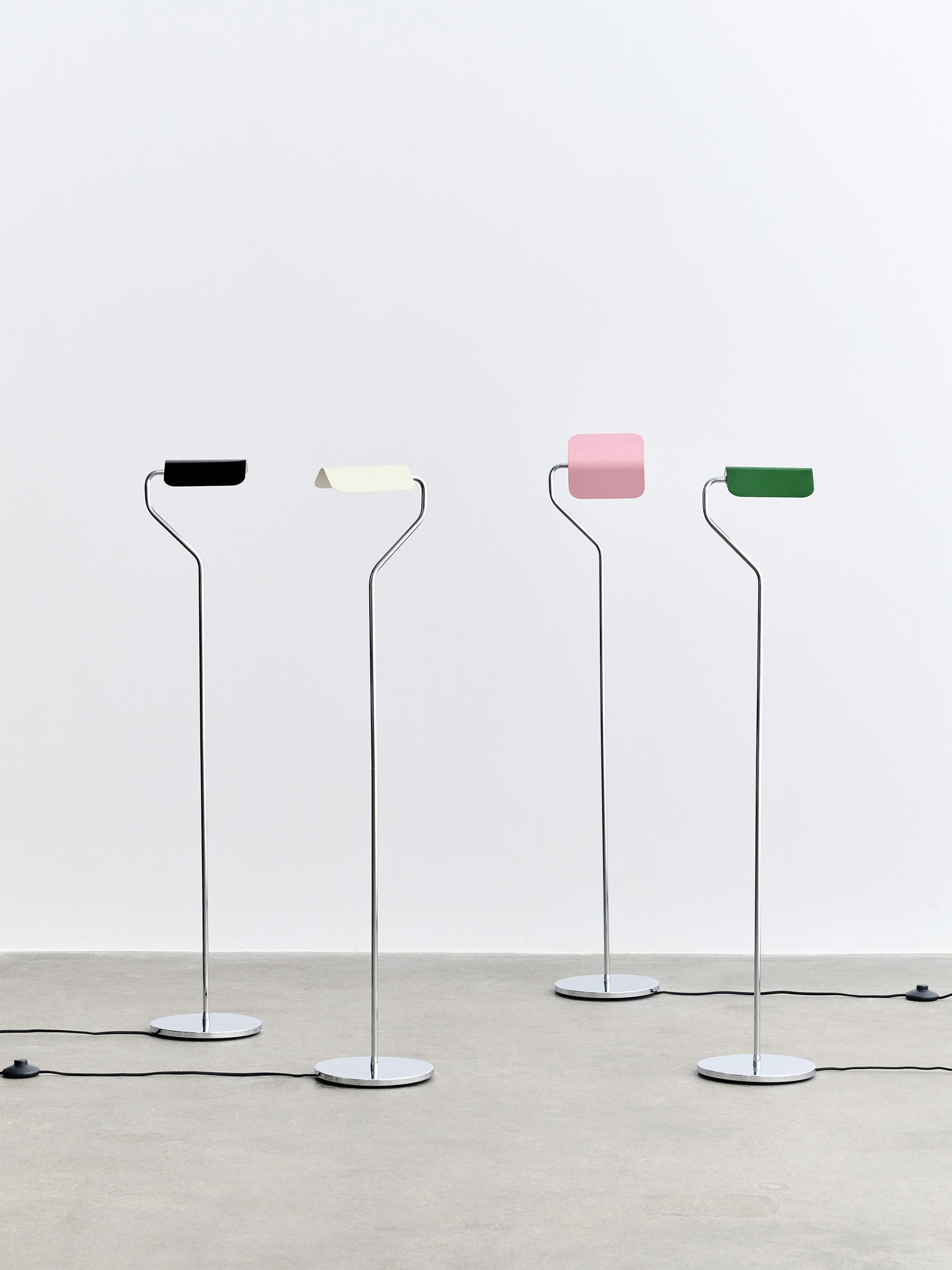 LAMPADAIRE APEX VERT - Hay Vert , Maison Bensimon