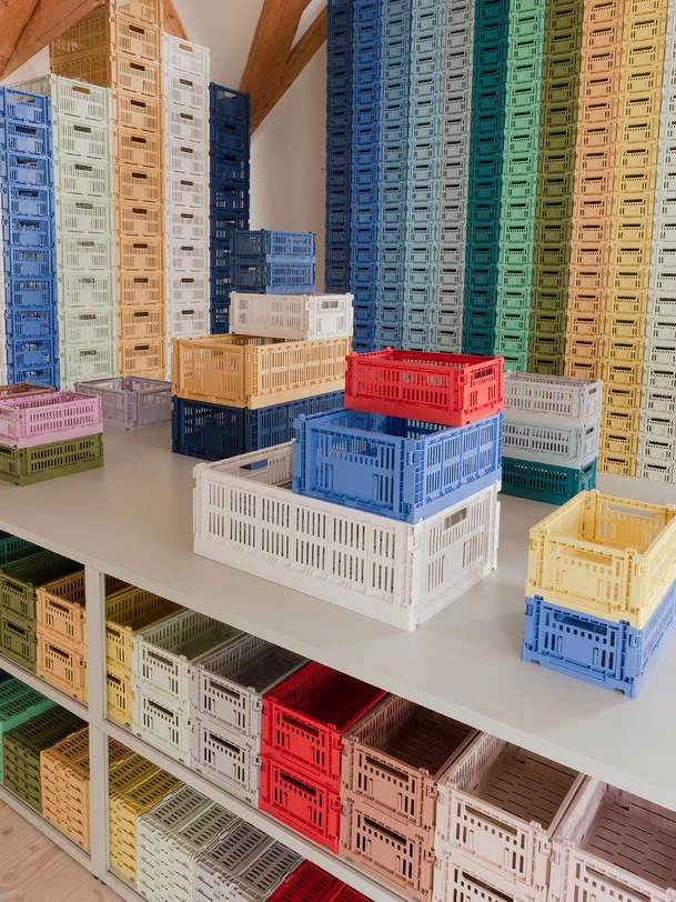 PANIER COLOUR CRATE S POLYPROPYLENE RECYCLE BLEU CIEL - Hay  Ciel , Maison Bensimon