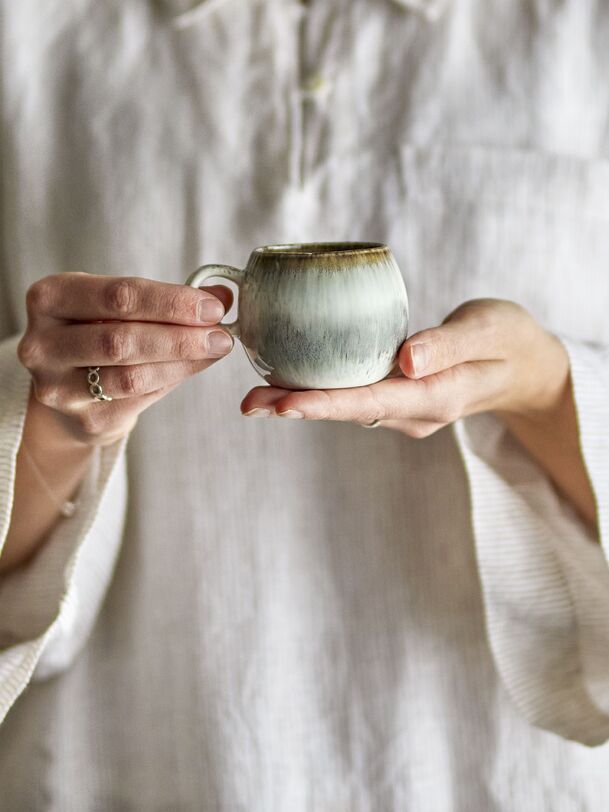 Tasse à expresso en grès Paula - Bloomingville Gris , Maison Bensimon