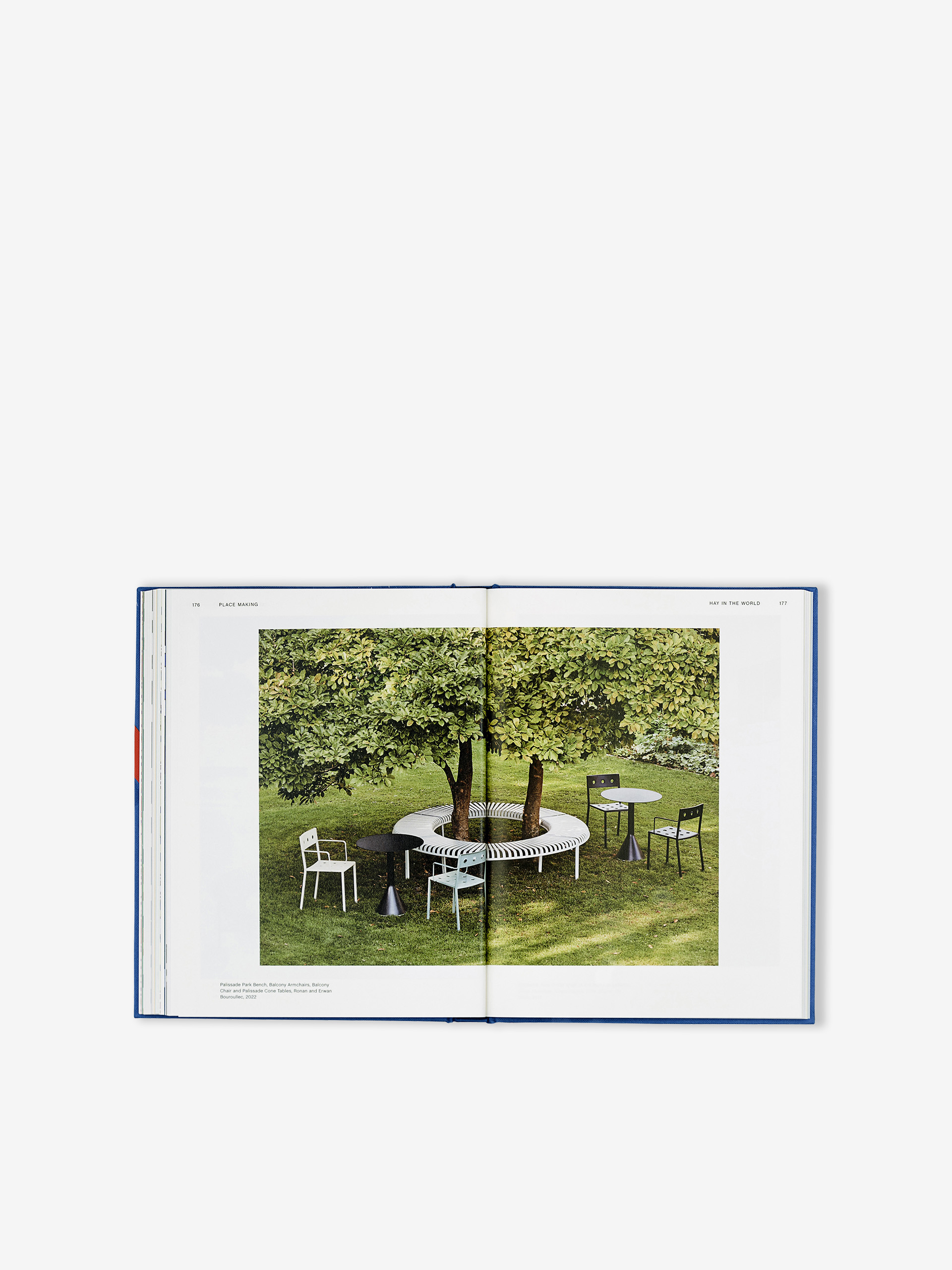 LIVRE HAY PHAIDON - Hay  Bleu , Maison Bensimon