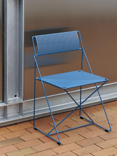 CHAISE X-LINE BLEU - Hay  Bleu , Maison Bensimon