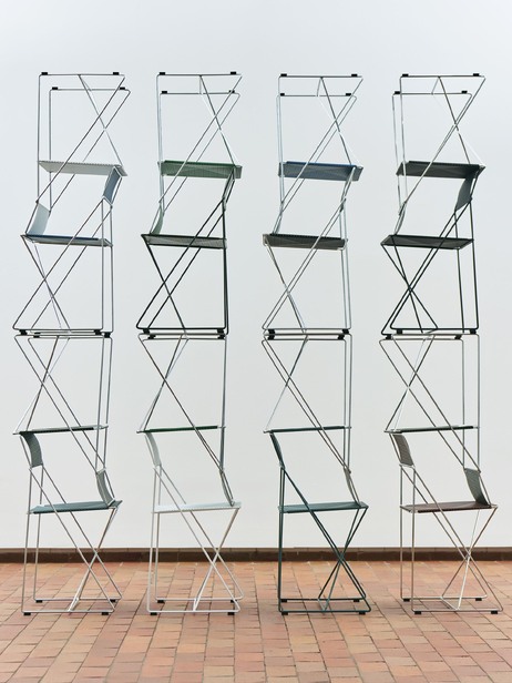 CHAISE X-LINE BORDEAUX - Hay  Bordeaux , Maison Bensimon