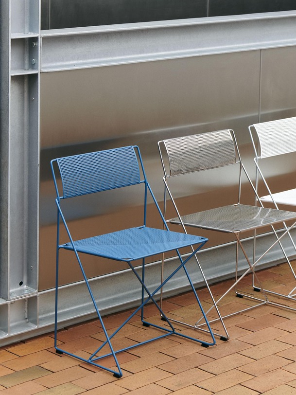 CHAISE X-LINE BLEU - Hay  Bleu , Maison Bensimon