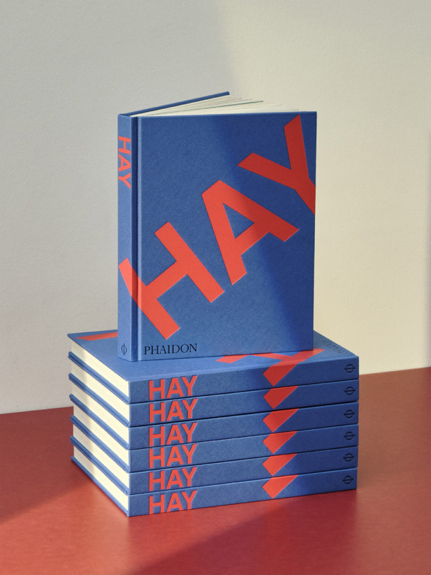 LIVRE HAY PHAIDON - Hay  Bleu , Maison Bensimon