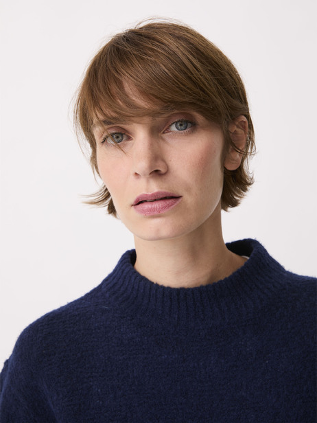 PULL GERMAIN  Marine , Pr&ecirc;t-&agrave;-porter Bensimon