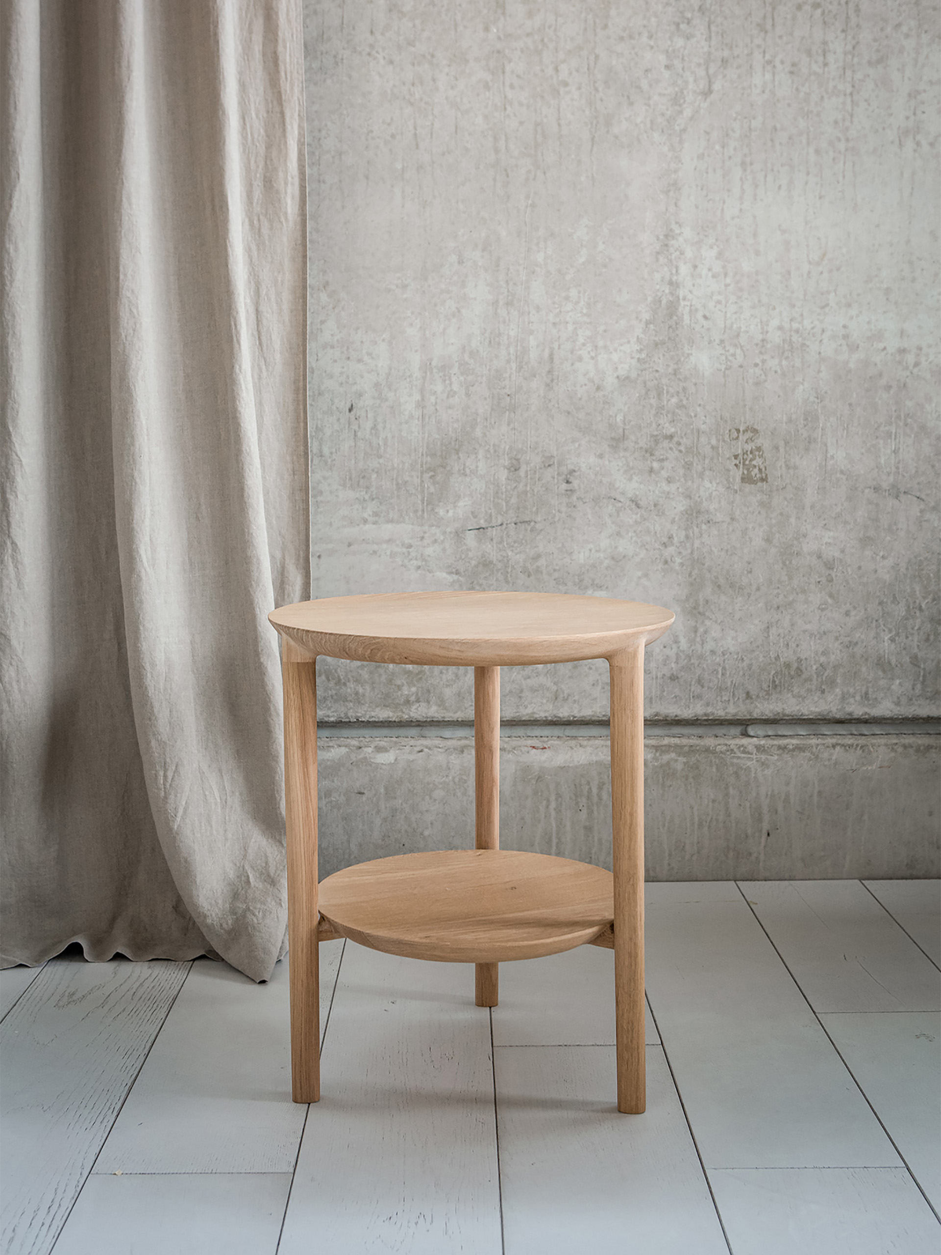 TABLE D'APPOINT BOK - ETHNICRAFT Chene clair , Maison Bensimon